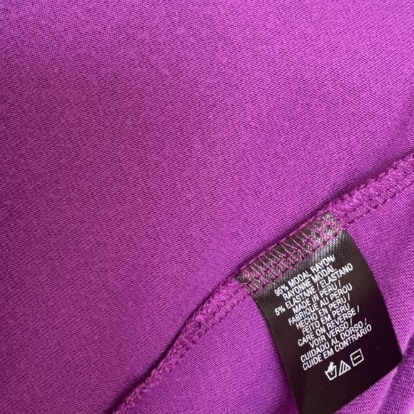 Tahari Blouse - Picture 13 of 13